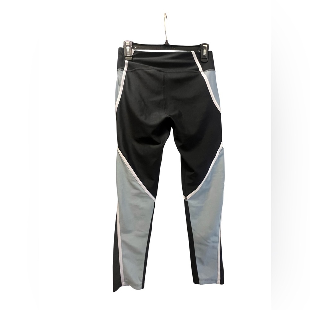 Euc Under Armor Compression Leggings - Size Medium - image 2